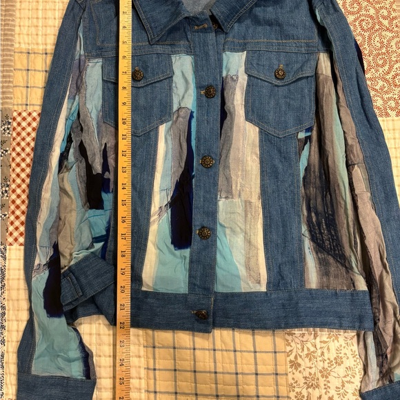 Artistic Blue Patchwork Denim Jacket for Women - Picture 6 of 8